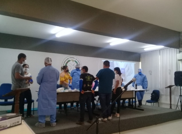Fundação Oswaldo Cruz (FIOCRUZ) na capacitação de curta duração de profissionais de saúde indígena para luta contra o COVID-19
